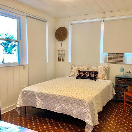 Private Studio With Free Parking Miami Exterior photo