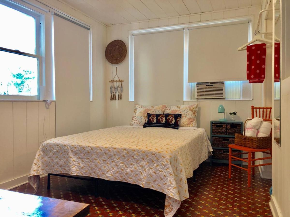 Private Studio With Free Parking Miami Exterior photo